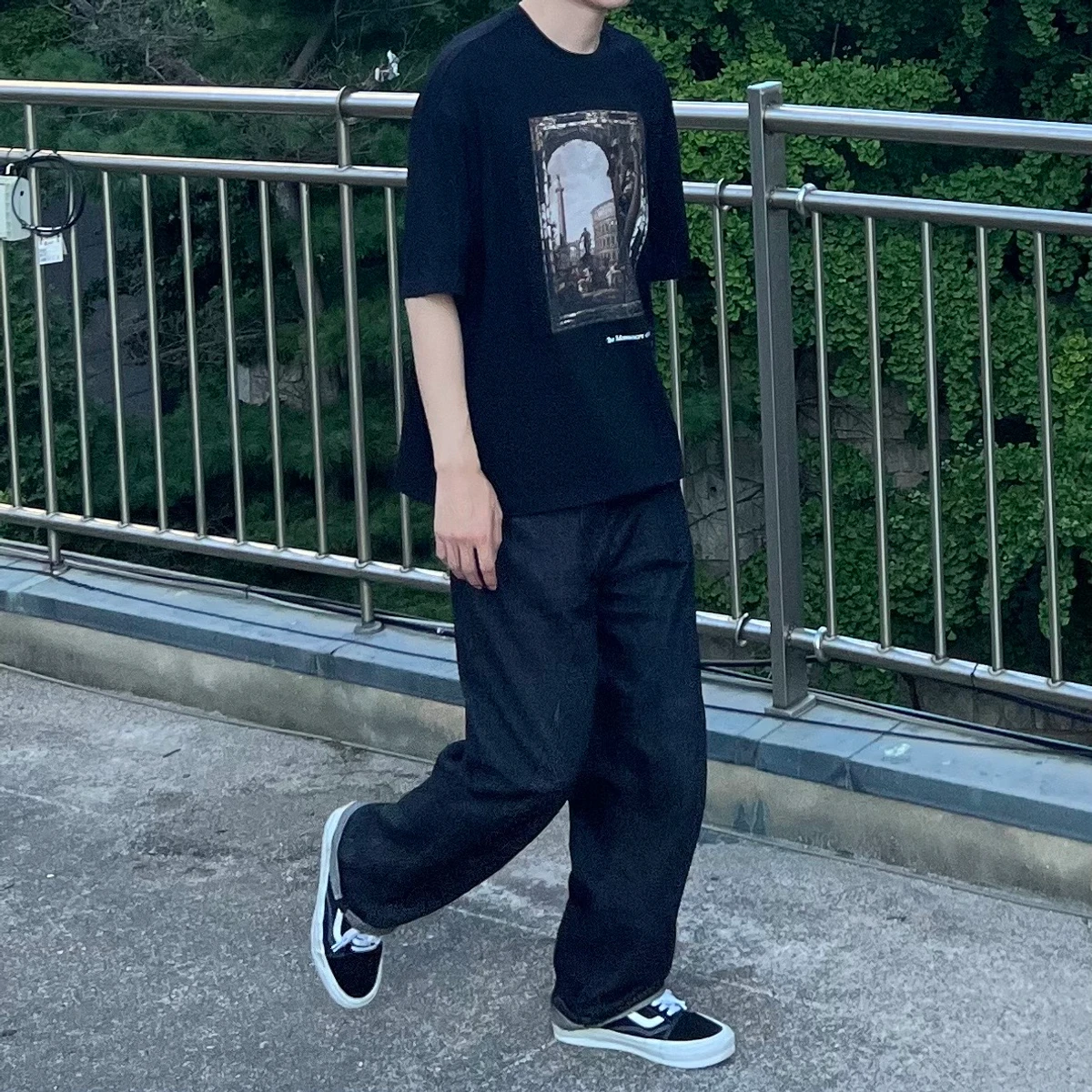 생성 AI와 증강현실을 적용한 명화 프린팅 티셔츠 스크린샷 5